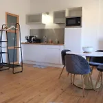 A L'ombre Des Remparts Apartment