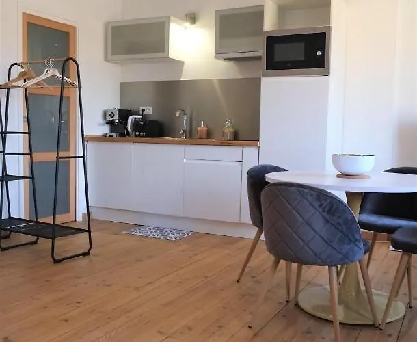 A L'ombre Des Remparts Apartment